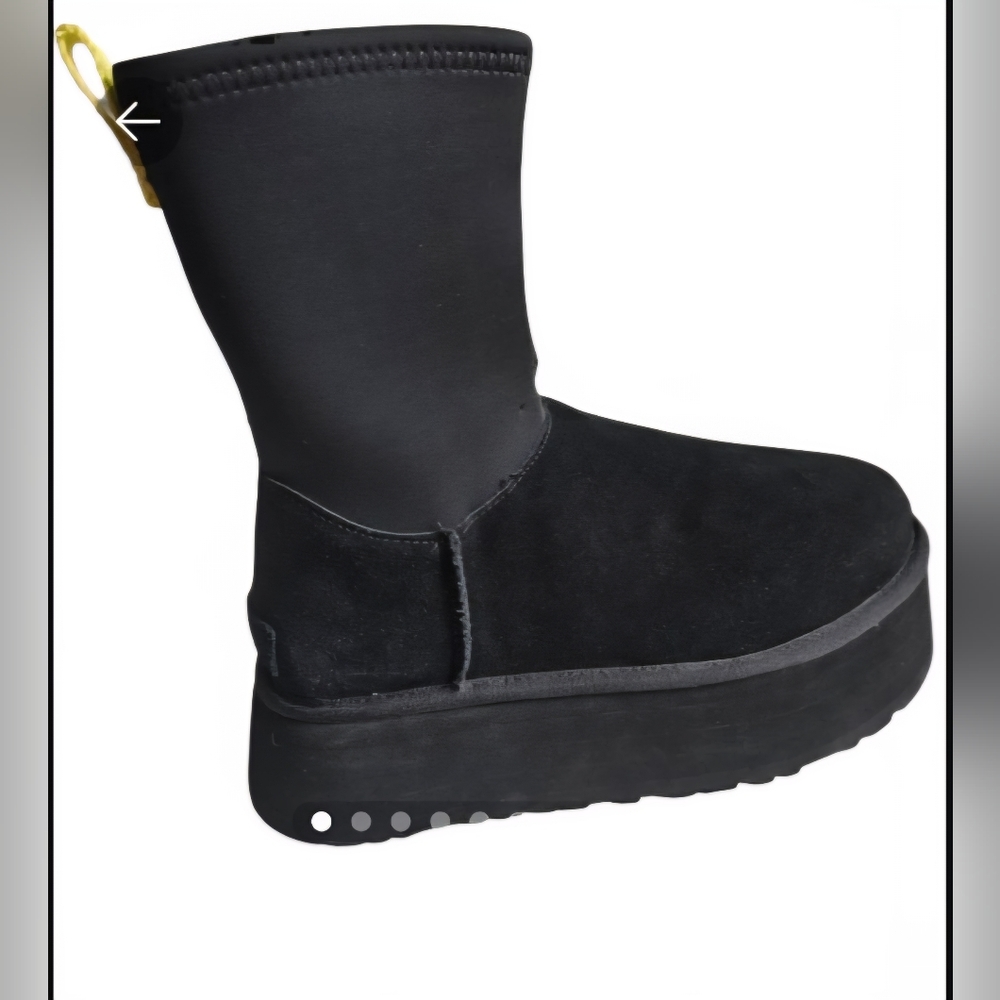 UGG Classic Dipper Womens Black Platform Size 8 S/N 1144031